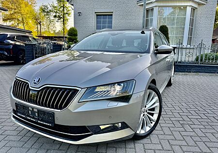 Skoda Superb Combi Style LEDER NAVI BI XENON CANTON