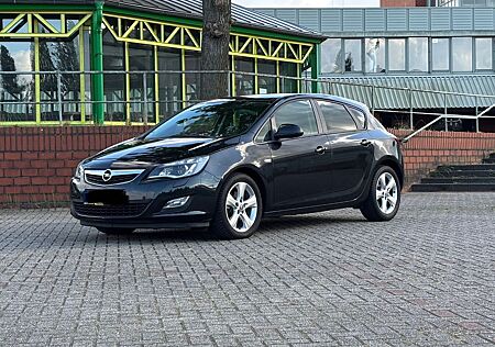 Opel Astra 1.7 CDTI ecoFLEX Design Edition 81kW S...