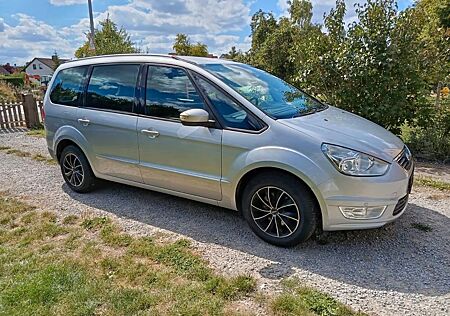 Ford Galaxy 2,0 Ambiente Ambiente