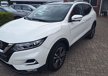 Nissan Qashqai 1.3 DCT N-Connecta *Automatik*