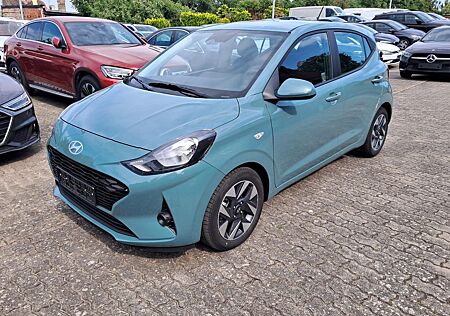 Hyundai i10 1.0 KLIMAAUTOMATIK / LED / NAVI /KAMERA /SH