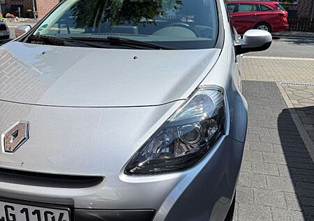 Renault Clio Dynamique TCE 100 Eco2 Dynamique