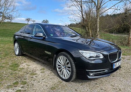 BMW 750i xDrive - Individual Edition