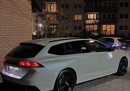 Peugeot 508 SW GT 225 Hybrid/ Scheckheftgepflegt