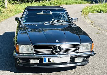 Mercedes-Benz SL 300 Roadster, Cabrio mit Hardtop