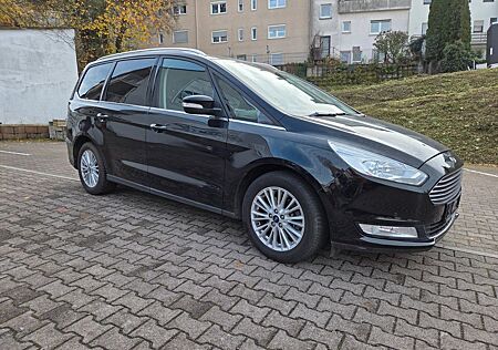 Ford Galaxy Titanium --7 Sitzer--