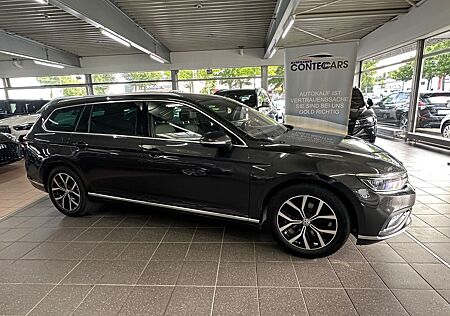 VW Passat Variant Volkswagen Passat Var. 2.0 TSI Elegance SH+HuD+AMB+EOC+VC
