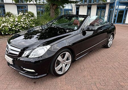Mercedes-Benz E 200 Cabriolet BlueEFF. AVANTGARDE AV...