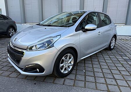 Peugeot 208 Active KLIMAAUTOMATIK-NAVI-SHZ-EUR6-TÜV-NEU