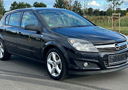Opel Astra 1.8L ECOTEC INNOVATION "110 Jahre"