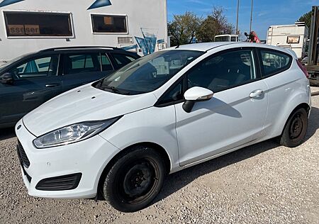 Ford Fiesta Trend-PDC-SHZ-EURO 6-Sportfahrwerk