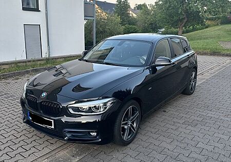 BMW 118i Sport Line Sport Line