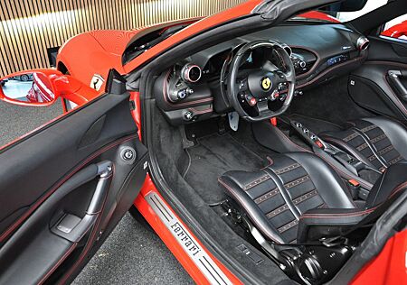 Ferrari F8 Spider 3.9 V8 HELE Daytona Seats Passengerdis