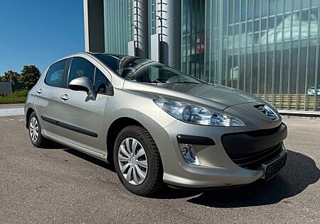 Peugeot 308 Tendance 1.4 Ltr. 95PS KLIMA*AHK*BC*CD*8FACH