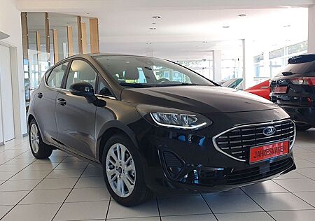 Ford Fiesta 125 PS TITANIUM 1.HAND WERKS-VORFÜHRWAGEN