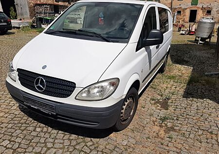 Mercedes-Benz Vito Mixto