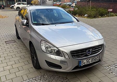 Volvo V60 D3 -