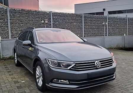 VW Passat Variant Volkswagen 2.0 TDI SCR 140kW DSG BMT Com...