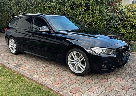 BMW 330d xDrive Touring Automatic -