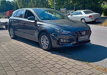 Hyundai i30 Klima, PDC, LM-Felgen