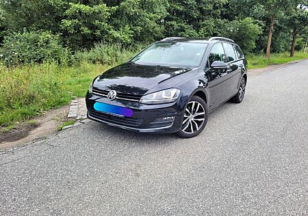VW Golf Volkswagen 2.0 TDI BMT Highline Variant R-Line Highlin