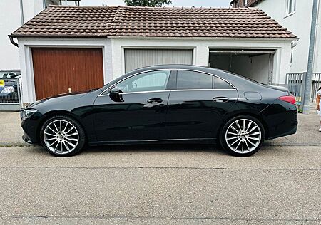 Mercedes-Benz CLA 180 -