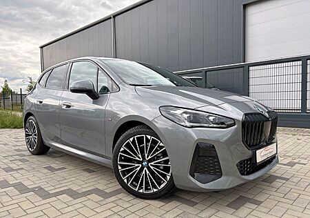 BMW 2er 220i Active Tourer M Sport / D.ASS. HUD PANO 19"