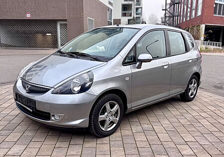 Honda Jazz 1.2 Style |1.Hand|Klima|TÜV Neu