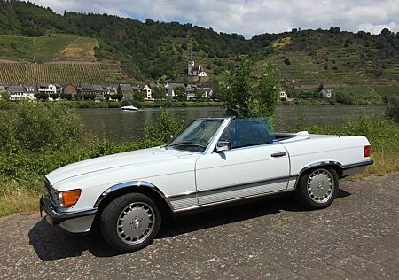 Mercedes-Benz SL 560