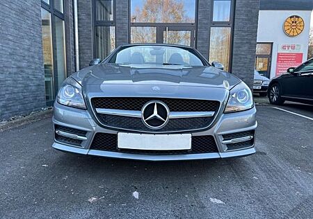 Mercedes-Benz SLK 200 *AMGLINE*CARBON*NAPPALEDER*AIRSCARF*NAVI
