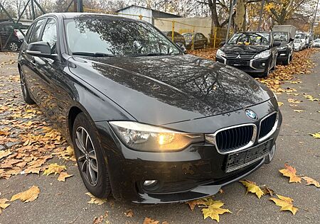 BMW 320 Baureihe 3 Touring EfficientDynamics Editio