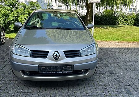 Renault Megane Coupé-Cabriolet Authentique 1.6 Authe...