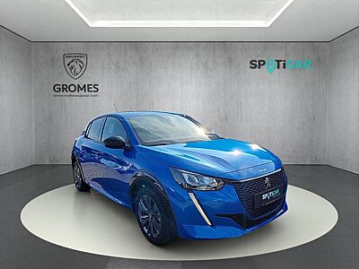 Peugeot 208 e- Allure Pack 136 Navi Digitales Cockpit LE