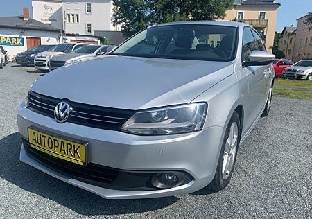 Volkswagen Jetta VI Comfortline*Klimaaut.,Sitzhzg.,LMF,Nr.2