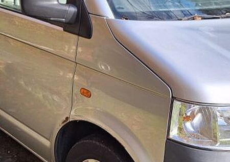 VW T5 Transporter Volkswagen - Bully sucht Schrauber /Exporteur