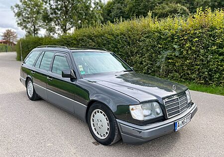 Mercedes-Benz E 280 T-Modell