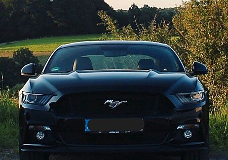 Ford Mustang 5.0 Ti-VCT V8 GT GT