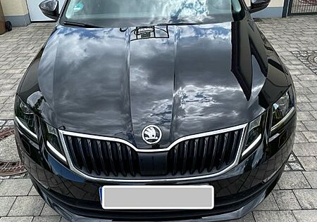 Skoda Octavia 2.0 TDI SCR DSG SOLEIL Combi SOLEIL