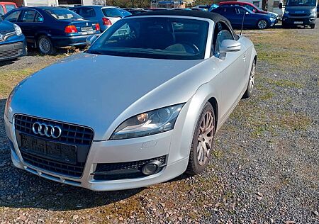 Audi TT Coupe/Roadster 2.0 TFSI Roadster