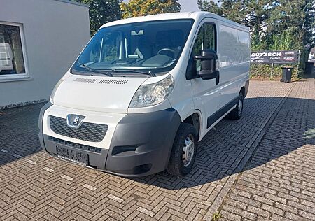 Peugeot Boxer *2,2 HDI*6 Gang*AHK