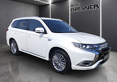 Mitsubishi Plug in Hybrid Outlander Outlander Plug-in Hybrid PLUS Intro 2.4 4WD AHK