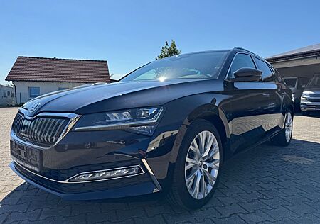 Skoda Superb Combi Style iV AHK Matrix StHz Kessy 360°