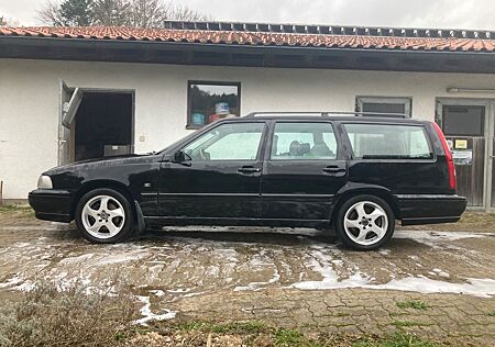 Volvo V70 I (850) 2.5-10V zuverlässig, viele Neuteile