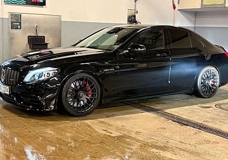 Mercedes-Benz C 63 AMG Mercedes-AMG C 63 S Mercedes-AMG S