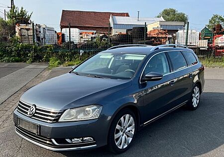 VW Passat Variant Volkswagen 2.0 TDI Highline BlueMotion T...