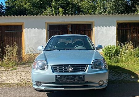 Hyundai Accent 1.3 GLS GLS