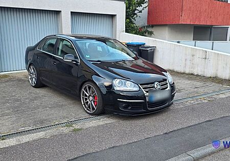 VW Jetta Volkswagen 2.0 TSI DSG Highline