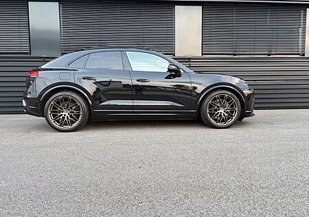 Porsche Macan E Turbo-REALITY HEAD UP- MEGAVOLL!!