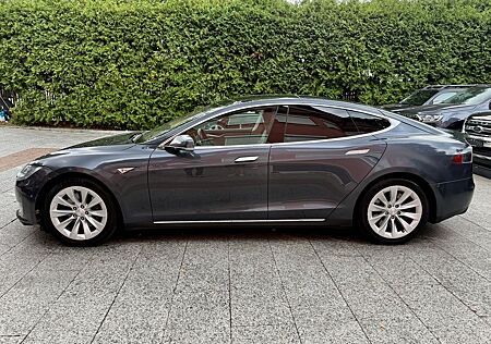 Tesla Model S 85 *Panorama*Kamera*