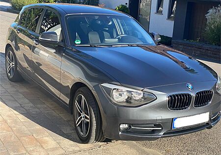 BMW 116i Sport Line Sport Line
